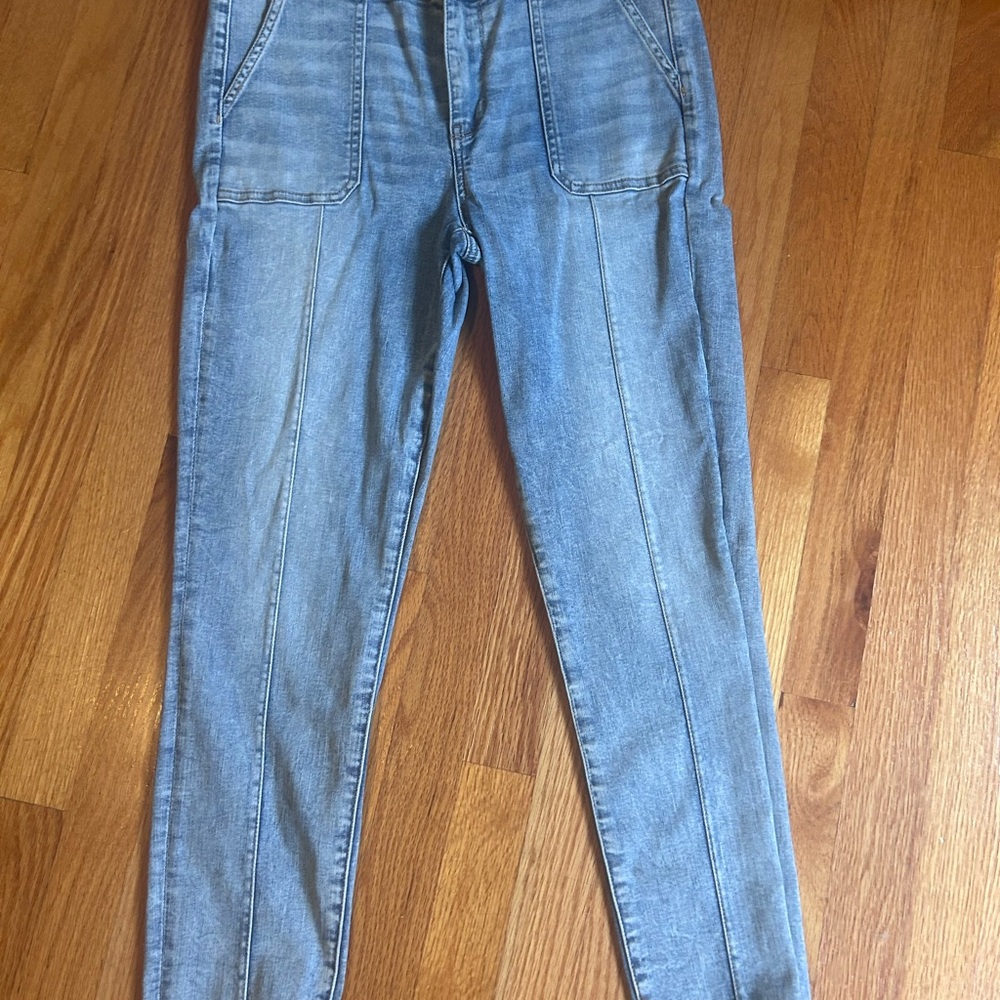 Women's Light Blue Jeans A/E 2 top buttons